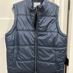 Weatherproof puffy vest. Men's XL. Never worn. Lightweight but keeps you warm.